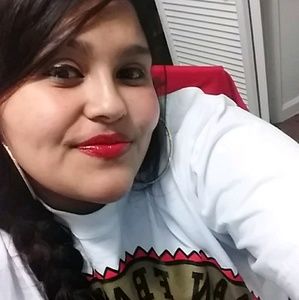 Meet your Posher, Latisha